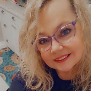 Meet your Posher, Lorene